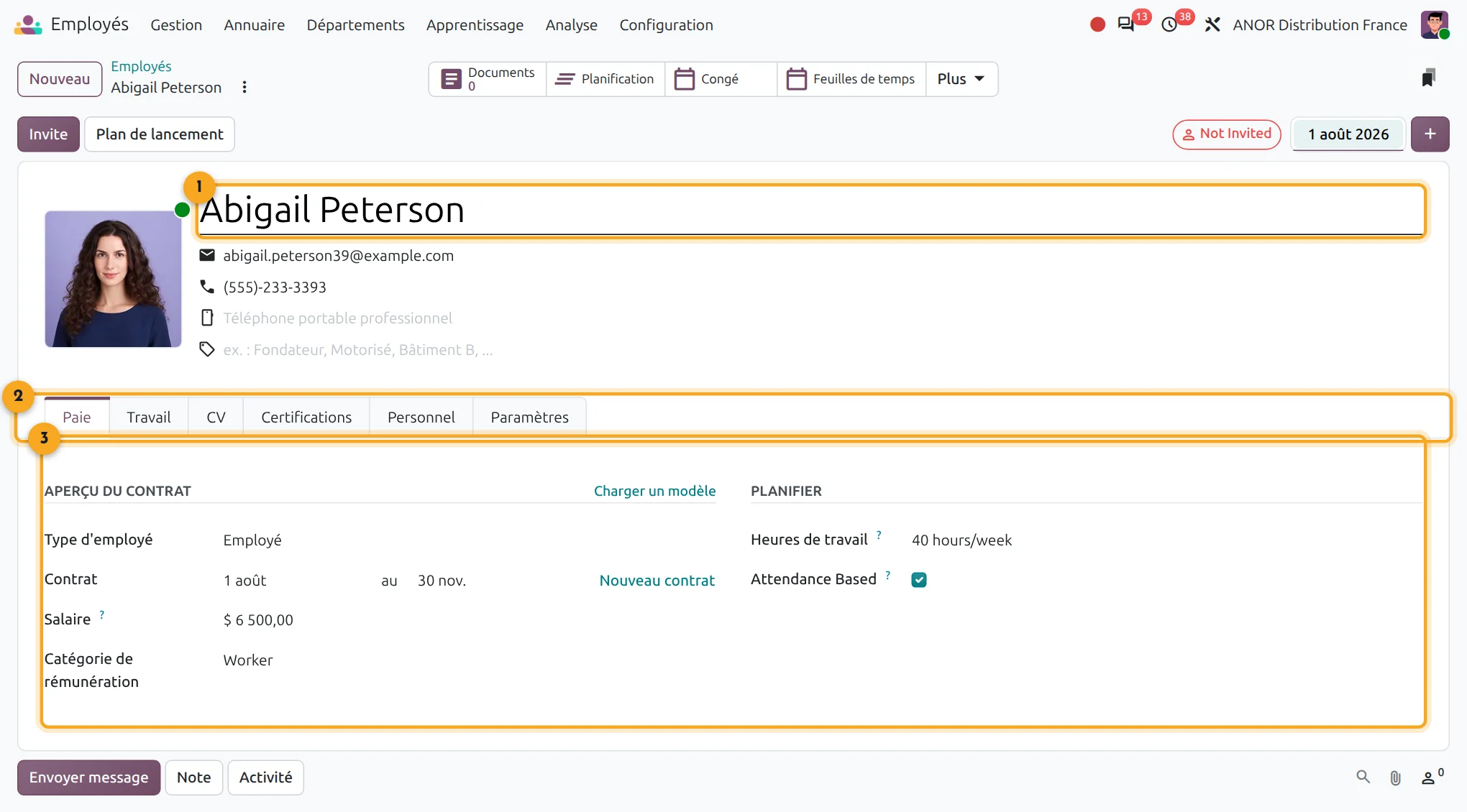 Fiche salarié et contrat dans Odoo 20 Écran Odoo 20 : fiche salarié avec onglet Paie, aperçu du contrat, type d'employé, salaire et heures de travail